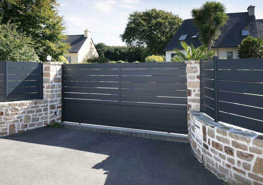 CHELETBOIS_Portail_aluminium-coulissant-agalon-kostum